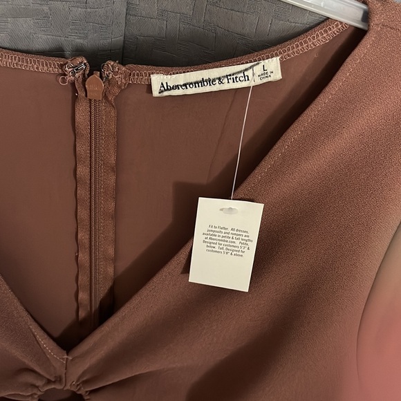 Abercrombie Long-Sleeve O-Ring Mini Dress - Picture 10 of 10